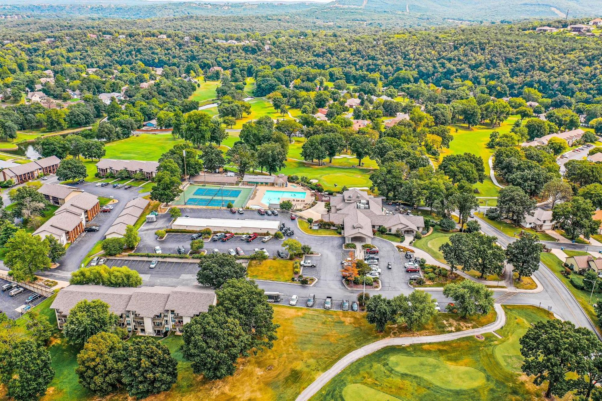 Lofty Retreat & Paradise Pointe Бренсън Стая снимка