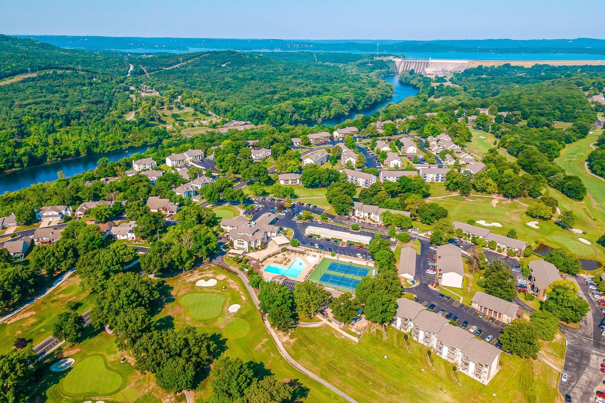 Lofty Retreat & Paradise Pointe Бренсън Екстериор снимка